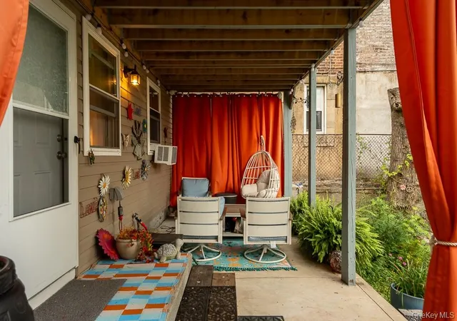 Photo 3 of Single family home for sale at 1616 Taylor Ave, New York, NY 10460 | MLS# 1053597 | Listing updated on 2026-10-07