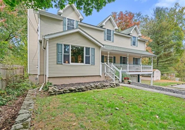 Photo 3 of Single family home for sale at 3 Seven Lakes Dr, Ramapo, NY 10974 | MLS# 1053628 | Listing updated on 2026-09-22