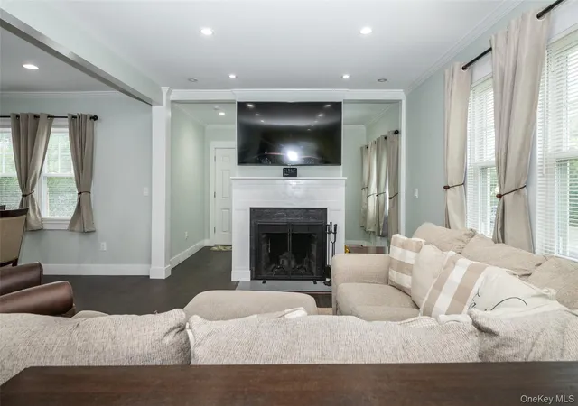 Photo 3 of Single family home for sale at 54 Ronalds Ave, New Rochelle, NY 10801 | MLS# 1053640 | Listing updated on 2026-10-04