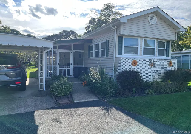 Photo 2 of Manufactured home for sale at 1661 Old Country Rd #282, Riverhead, NY 11901 | MLS# 1053644 | Listing updated on 2026-10-06