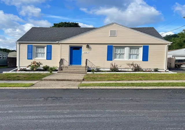 Single family home for sale at 124 Ryan St, Port Jervis, NY 12771 | MLS# 1053661