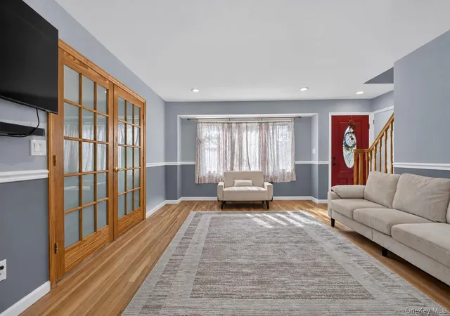 Photo 3 of Single family home for sale at 315 Harmony Dr, Oyster Bay, NY 11762 | MLS# 1053672 | Listing updated on 2026-10-08