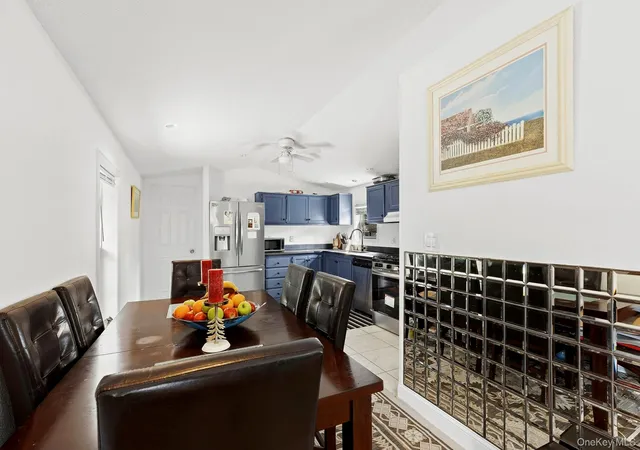 Photo 3 of Manufactured home for sale at 105 Oakview Hwy #180, East Hampton, NY 11937 | MLS# 1053680 | Listing updated on 2026-09-25