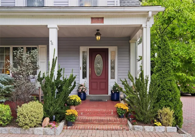 Photo 4 of Sale Pending at 25161 Gaskell Rd, New York, NY 11362 | MLS# 1053684 | Listing updated on 2026-10-10