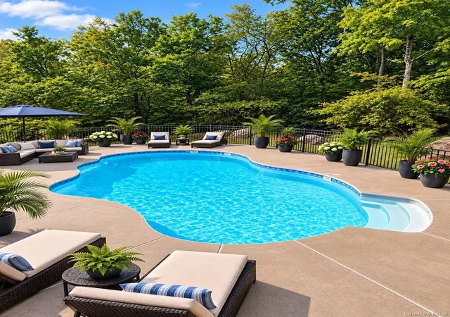 Photo 3 of Single family home for sale at 408 Oregon Trl, Shawangunk, NY 12566 | MLS# 1053706 | Listing updated on 2026-09-24