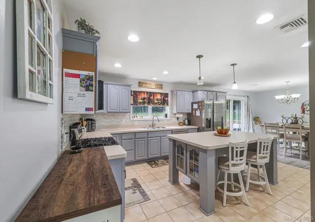 Photo 4 of Single family home for sale at 436 Mutton Hl Rd, Neversink, NY 12765 | MLS# 1053719 | Listing updated on 2026-09-23
