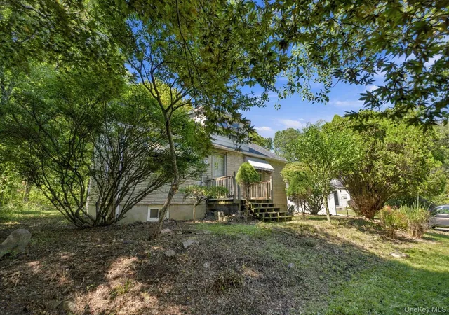 Photo 2 of Single family home for sale at 107 Rock Cut Rd, Newburgh (town), NY 12550 | MLS# 1053720 | Listing updated on 2026-09-23