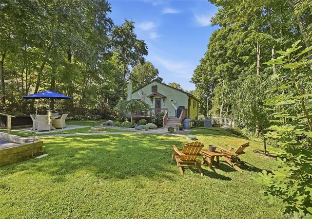 Photo 2 of Single family home for sale at 14 Young St, Cortlandt, NY 10567 | MLS# 1053721 | Listing updated on 2026-10-06