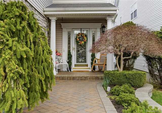 Single family home for sale at 20 Kate Cir, Brookhaven, NY 11953 | MLS# 1053729