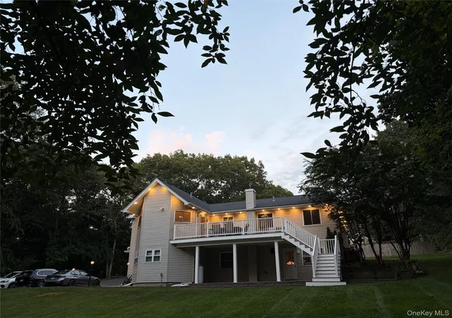Photo 2 of Single family home for sale at 68 Chestnut St, Brookhaven, NY 11766 | MLS# 1053741 | Listing updated on 2026-10-09