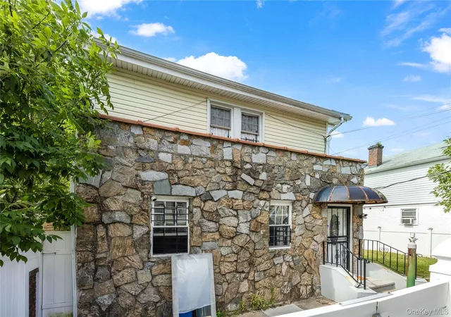 Photo 3 of Multi family home for sale at 4511 Monticello Ave, New York, NY 10466 | MLS# 1053755 | Listing updated on 2026-09-28