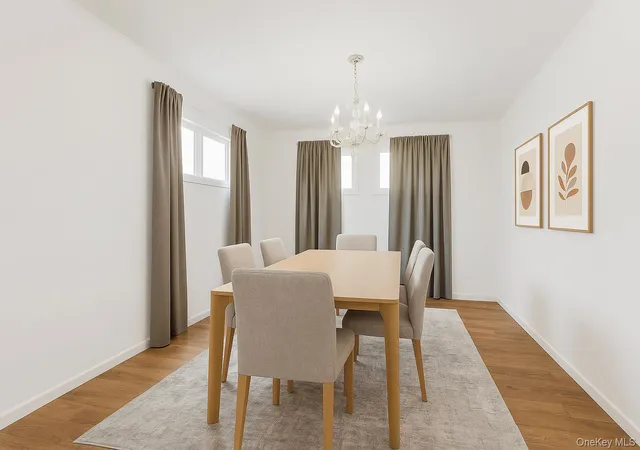 Photo 4 of Single family home for sale at 117 Mountaindale Rd, Yonkers, NY 10710 | MLS# 1053757 | Listing updated on 2026-10-07