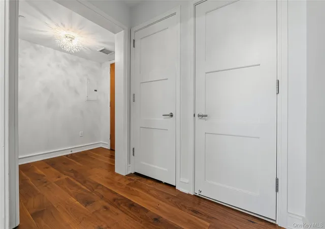 Photo 2 of Condo for sale at 1 Renaissance Sq #V6G, White Plains, NY 10601 | MLS# 1053760 | Listing updated on 2026-09-23