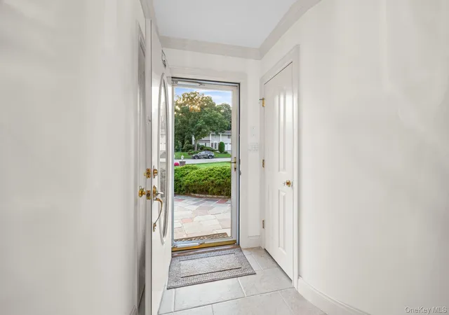 Photo 2 of Single family home for sale at 123 Old Post Dr, Islip, NY 11788 | MLS# 1053764 | Listing updated on 2026-09-30