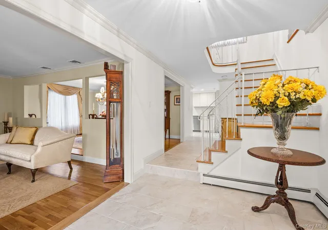 Photo 3 of Single family home for sale at 123 Old Post Dr, Islip, NY 11788 | MLS# 1053764 | Listing updated on 2026-09-30