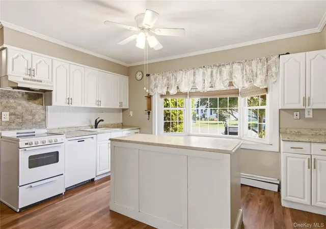 Photo 3 of Single family home for sale at 33 Stonecutter Rd, Hempstead, NY 11756 | MLS# 1053792 | Listing updated on 2026-10-08