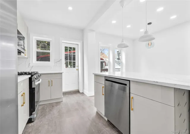 Photo 3 of Single family home for sale at 113-22 204th Street, New York, NY 11412 | MLS# 1053797 | Listing updated on 2026-10-01