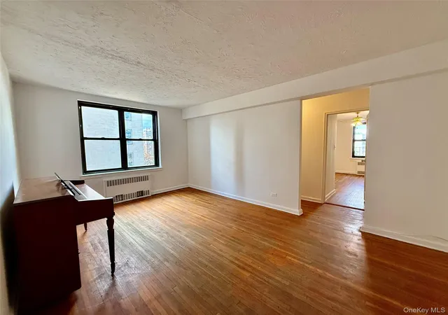 Photo 2 of House for sale at 112-24 Northern Blvd #3G, New York, NY 11368 | MLS# 1053811 | Listing updated on 2026-09-23