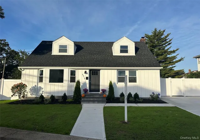 Photo 1 of Single family home for sale at 2216 Brooklyn Ave, Hempstead, NY 11566 | MLS# 1053838 | Listing updated on 2026-10-10