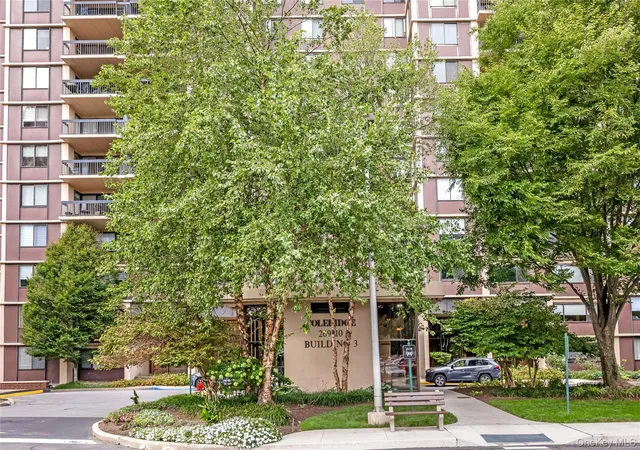 Photo 1 of House for sale at 269-10 Grand Central Pkwy #4U, New York, NY 11005 | MLS# 1053847 | Listing updated on 2026-10-01