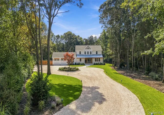 Photo 1 of Single family home for sale at 795 Bayview Ave, Southold, NY 11952 | MLS# 1053883 | Listing updated on 2026-10-03