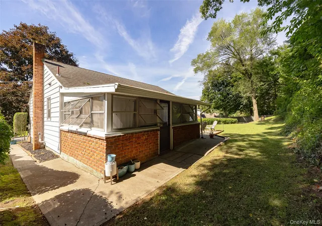 Photo 23 of Single family home for sale at 352 Clifton Ave, Kingston, NY 12401 | MLS# 1053898 | Listing updated on 2026-10-05