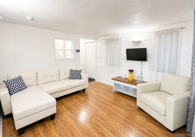 Photo 3 of Single family home for sale at 30 Sycamore St, Kingston, NY 12401 | MLS# 1053922 | Listing updated on 2026-09-23