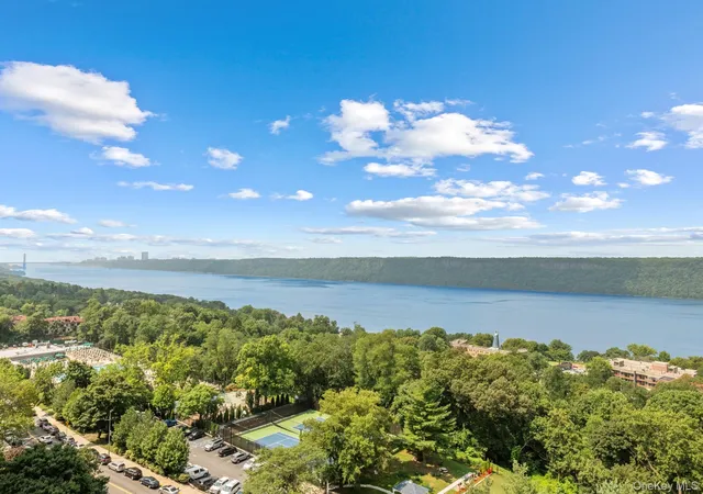 Photo 1 of House for sale at 5900 Arlington Ave #22N, Bronx, NY 10471 | MLS# 1053969 | Listing updated on 2026-09-24