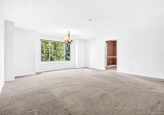 Photo 4 of Condo for sale at 70 Chester Ln, Clarkstown, NY 10954 | MLS# 1053981 | Listing updated on 2026-10-04