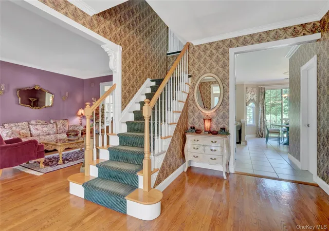 Photo 3 of Single family home for sale at 6 Patricks Way, Smithtown, NY 11780 | MLS# 1053983 | Listing updated on 2026-09-30