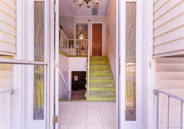Photo 2 of Single family home for sale at 7 Roxbury Ct, Ramapo, NY 10977 | MLS# 1054002 | Listing updated on 2026-10-08