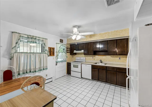 Photo 4 of Single family home for sale at 7 Roxbury Ct, Ramapo, NY 10977 | MLS# 1054002 | Listing updated on 2026-10-08