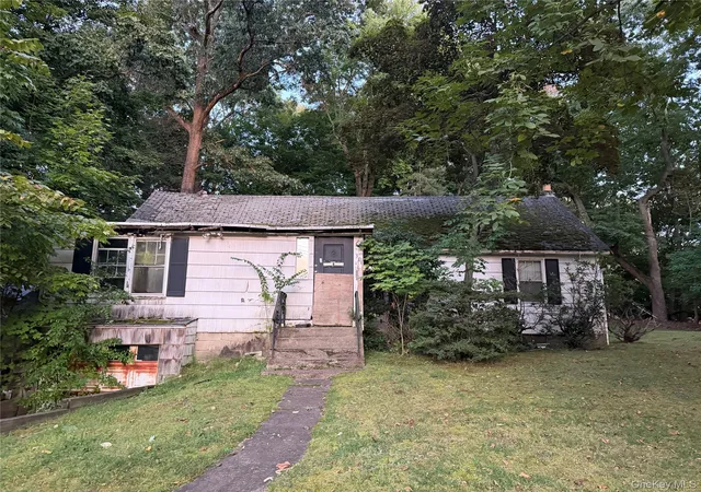 Photo 1 of Single family home for sale at 306 Spook Rock Rd, Ramapo, NY 10901 | MLS# 1054033 | Listing updated on 2026-09-30