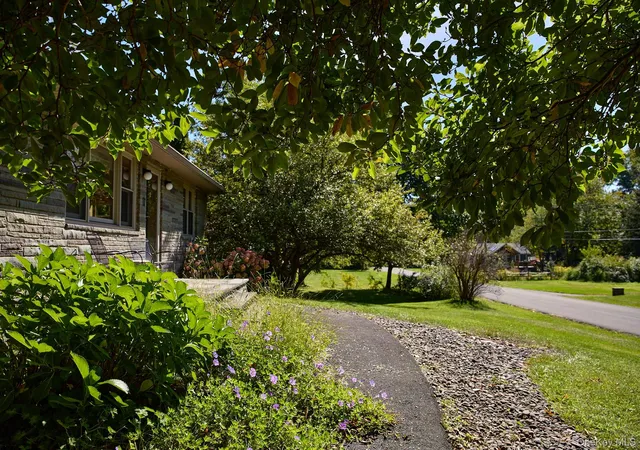 Photo 2 of Single family home for sale at 17 Amato Ln, New Paltz, NY 12528 | MLS# 1054037 | Listing updated on 2026-10-02