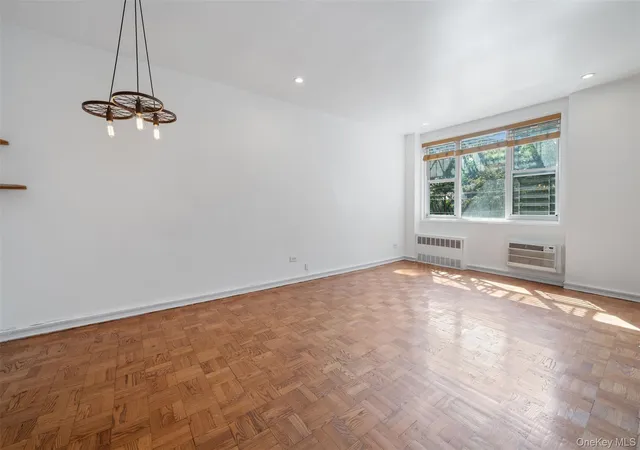 Photo 1 of House for sale at 2390 Palisade Ave #1G, Bronx, NY 10463 | MLS# 1054044 | Listing updated on 2026-09-30