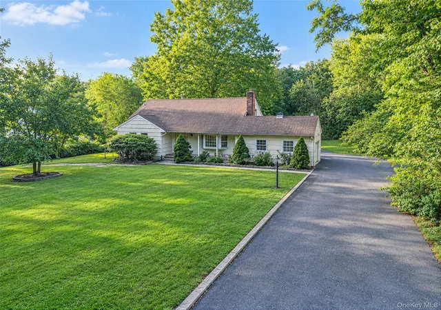 Photo 2 of Single family home for sale at 554 Wheeler Rd, Hauppauge, NY 11788 | MLS# 1054103 | Listing updated on 2026-10-08