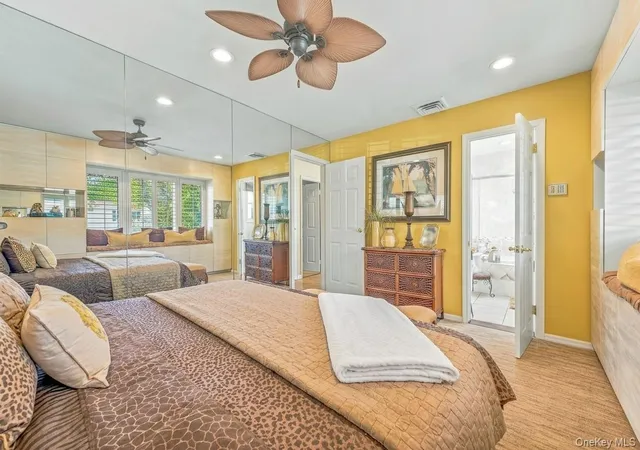 Photo 4 of Sale Pending at 6 Kinsella St, Huntington, NY 11746 | MLS# 1054108 | Listing updated on 2026-10-01