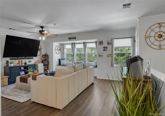 Photo 3 of Condo for sale at 45 Country View Ln, Brookhaven, NY 11953 | MLS# 1054117 | Listing updated on 2026-10-04