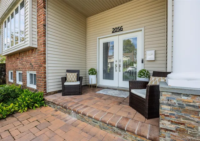 Photo 3 of Sale Pending at 2056 Ellen Dr, Hempstead, NY 11566 | MLS# 1054158 | Listing updated on 2026-10-10