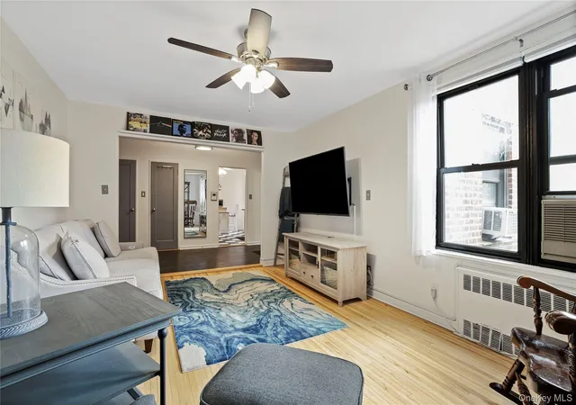 Photo 4 of House for sale at 2271 Knapp St #5D, New York, NY 11229 | MLS# 1054160 | Listing updated on 2026-09-23