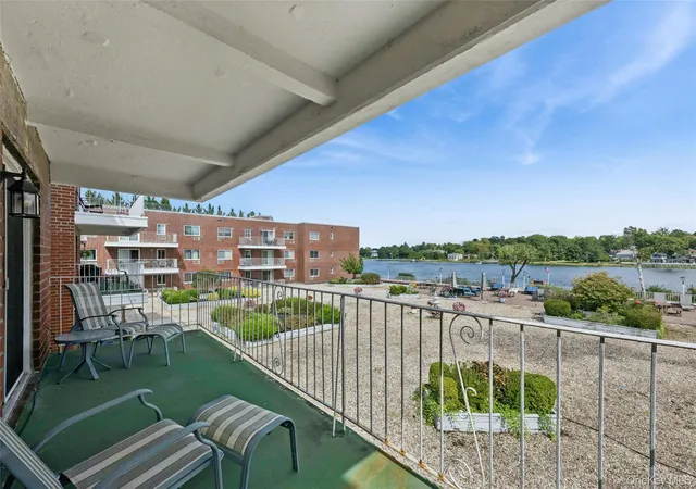 Photo 4 of House for sale at 320 E Shore Rd #30B, Great Neck, NY 11023 | MLS# 1054165 | Listing updated on 2026-10-09
