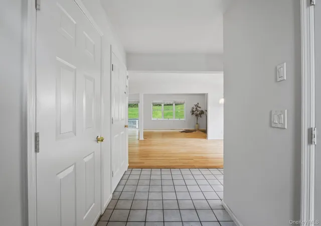 Photo 2 of Single family home for sale at 1452 Iroquois St, Yorktown, NY 10588 | MLS# 1054173 | Listing updated on 2026-10-06