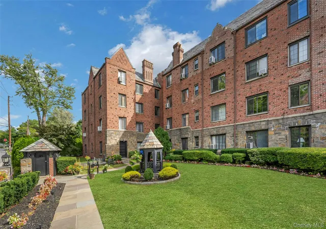 Photo 1 of Sale Pending at 914 Wynnewood Rd #1A, Pelham, NY 10803 | MLS# 1054175 | Listing updated on 2026-10-08