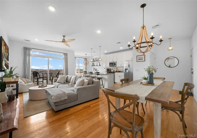 Condo for sale at 228 Marina Pointe Dr, Hempstead, NY 11518 | MLS# 1054200