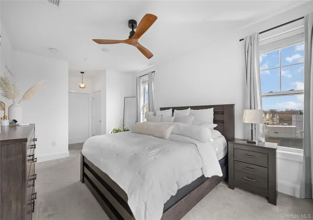 Photo 3 of Condo for sale at 228 Marina Pointe Dr, Hempstead, NY 11518 | MLS# 1054200 | Listing updated on 2026-10-01