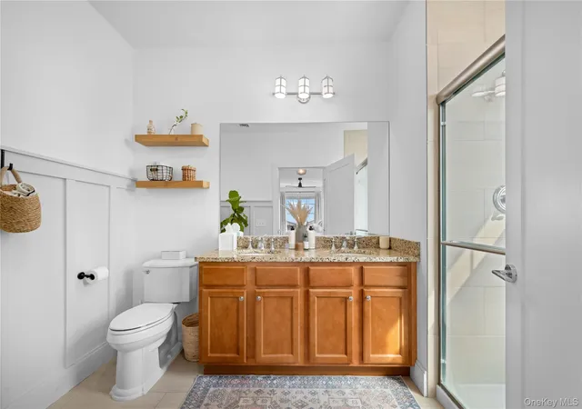 Photo 4 of Condo for sale at 228 Marina Pointe Dr, Hempstead, NY 11518 | MLS# 1054200 | Listing updated on 2026-10-01