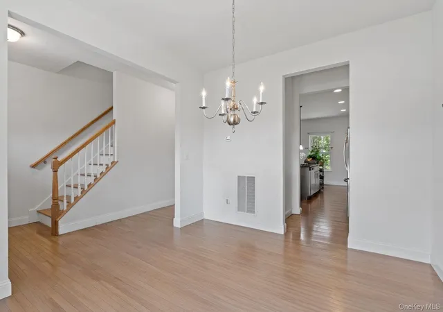 Photo 3 of Single family home for sale at 20 Karen Ct, Poughkeepsie (town), NY 12603 | MLS# 1054219 | Listing updated on 2026-09-27