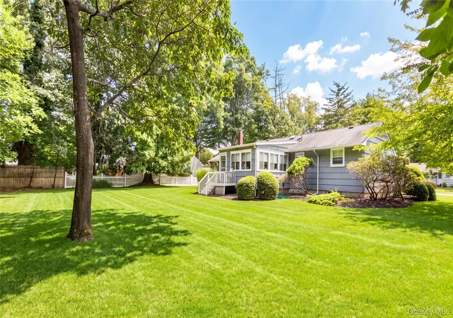 Photo 19 of Sale Pending at 80 Evergreen Ln, Brookhaven, NY 11772 | MLS# 1054225 | Listing updated on 2026-10-08