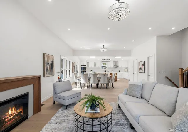 Photo 2 of Single family home for sale at 31 Seton Ct, Oyster Bay, NY 11804 | MLS# 1054231 | Listing updated on 2026-10-05