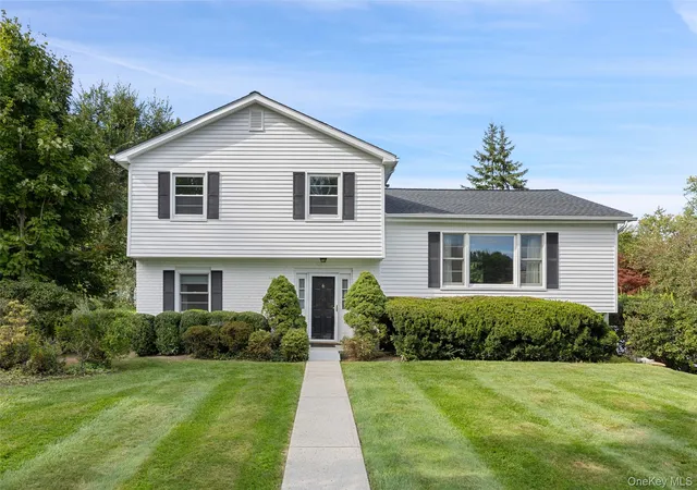 Photo 1 of Single family home for sale at 280 Somerston Rd, Yorktown, NY 10598 | MLS# 1054250 | Listing updated on 2026-10-06